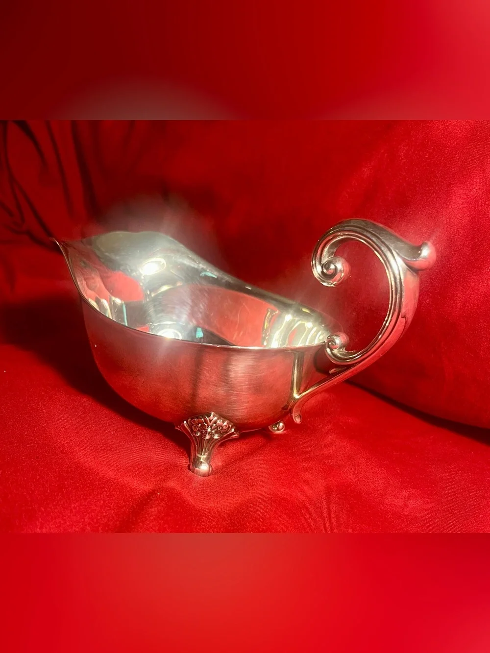 1847 “Eternally Yours” Collection HERITAGE Roger’s Bros Silver Plate Gravy Boat